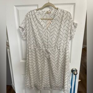 Entro White and Black Patterned Dress L